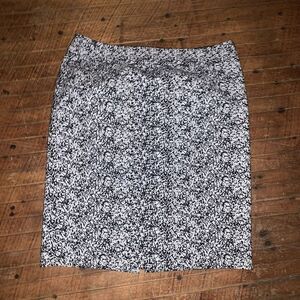 Banana Republic black & white 14 business casual pencil skirt